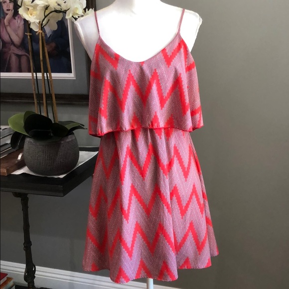 Francesca's Collections Dresses & Skirts - Francesca's Birdcage Coral Chevron Dress Medium